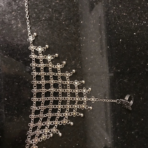 Boho tribal Hath Panja bracelet - Picture 6 of 8